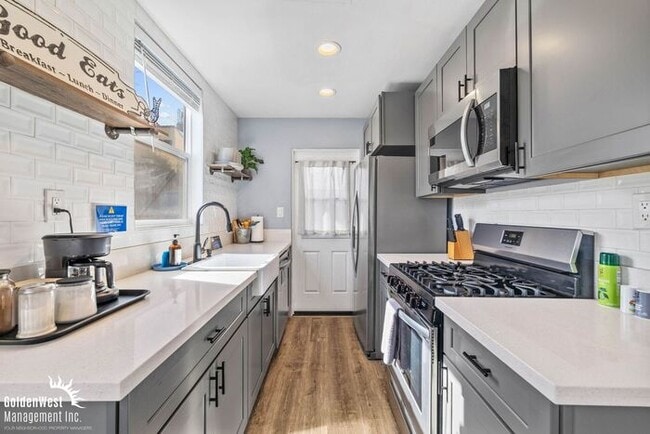 property at 3636-42 Florida St