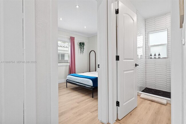 1636 Arthur St in Hollywood, FL - Building Photo - Building Photo