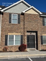 150 Cedar Point Ln in Rockingham, VA - Building Photo