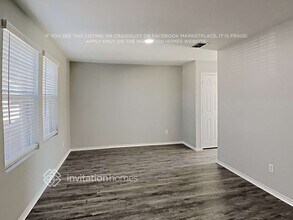 1720 Birds Eye Rd in Fort Worth, TX - Foto de edificio - Building Photo