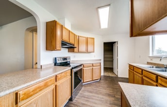 8914 Kestrel Oak in Converse, TX - Foto de edificio - Building Photo