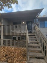 1102 S Olympia Pl in Kennewick, WA - Building Photo