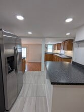 6625 Harrison Ln, Unit 1 in Alexandria, VA - Building Photo - Building Photo