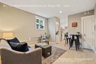 9110 Redmond-Woodinville Rd NE-Unit -Unit 1 in Redmond, WA - Building Photo - Building Photo