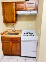 5 Springfield Rd, Unit 9b in Wrightstown, NJ - Building Photo