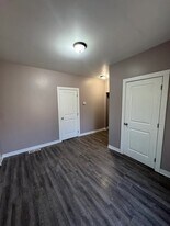 511 Crouse St in Akron, OH - Building Photo