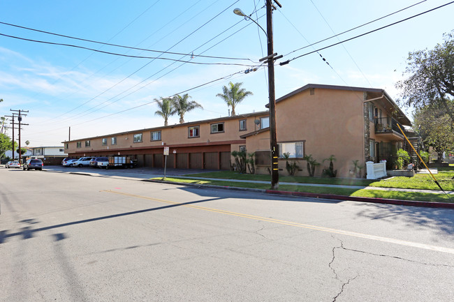 Galway Street Apartments in Garden Grove, CA - Building Photo - Building Photo