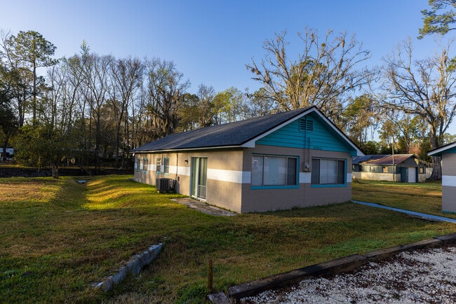 6128 Townsend Rd, Unit 1