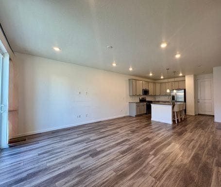 7492 W Atlantic Ln in Lakewood, CO - Building Photo - Building Photo