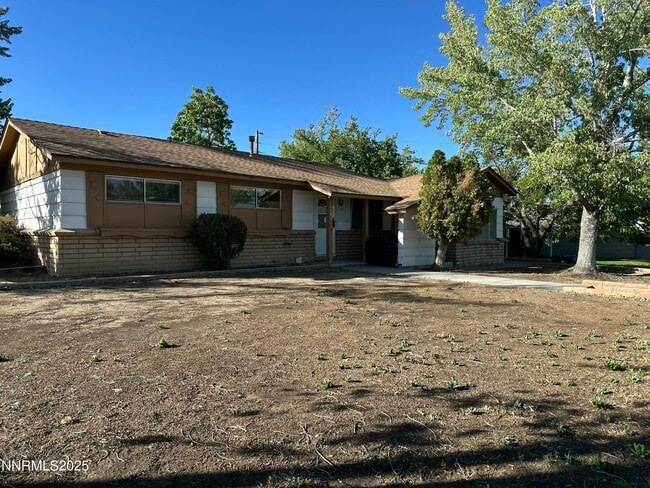 1380 Beldon Way in Reno, NV - Building Photo - Building Photo