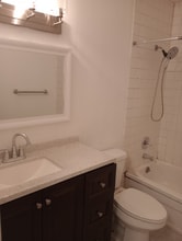 2890 Carriage Dr in Winston-Salem, NC - Building Photo - Building Photo