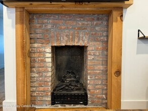 114 2nd St in Port Ewen, NY - Building Photo - Building Photo