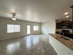 8471 Spirit Vale Ave in Las Vegas, NV - Building Photo - Building Photo