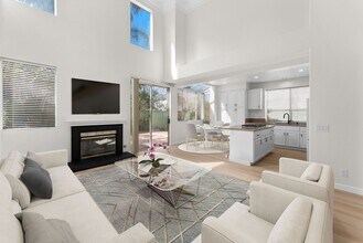 1542 Sapphire Ln in Vista, CA - Building Photo - Building Photo