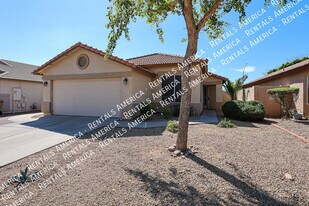 8587 W Monona Ln in Peoria, AZ - Building Photo