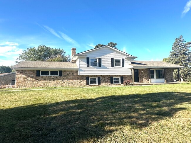 1573 Wagon Wheel Lane