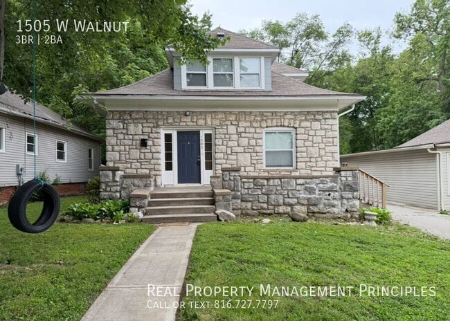 property at 1505 W Walnut St