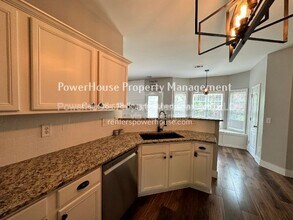 2758 Suttonwood Way NE in Buford, GA - Building Photo - Building Photo