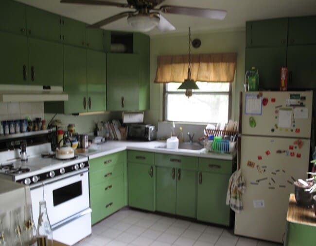 property at 454 Mountainview Ave