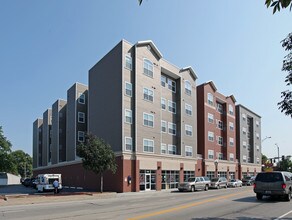 Main Street Commons in Peoria, IL - Building Photo - Building Photo