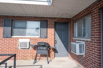 7046 E US Hwy 36 in Avon, IN - Building Photo - Building Photo