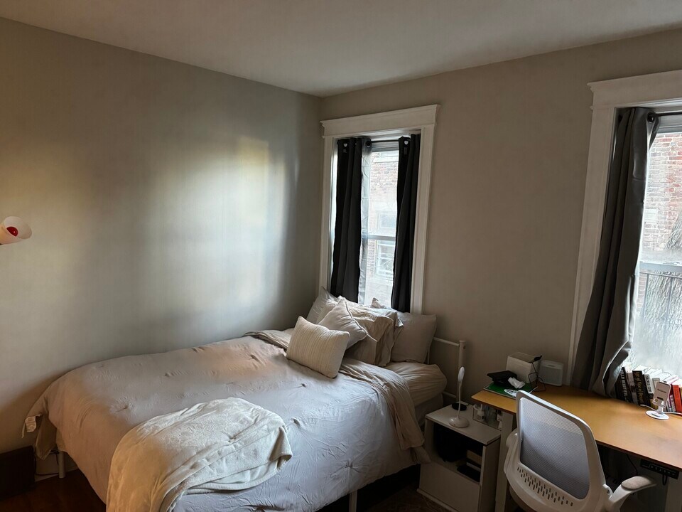 1177 Commonwealth Ave, Unit 12 in Boston, MA - Building Photo