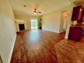 4041 W Spring House Dr in Fayetteville, AR - Building Photo - Building Photo