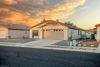 6590 Tuzigoot Way in Tucson, AZ - Building Photo - Building Photo