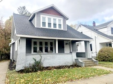 property at 647 Lincoln Ave NW