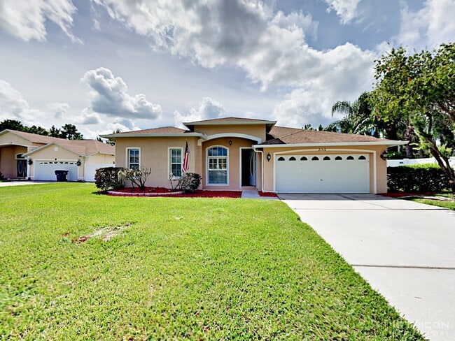 21532 Silver Bay Pl in Land O Lakes, FL - Building Photo - Building Photo