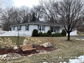 5360 Lowry Terrace in Minneapolis, MN - Building Photo - Building Photo