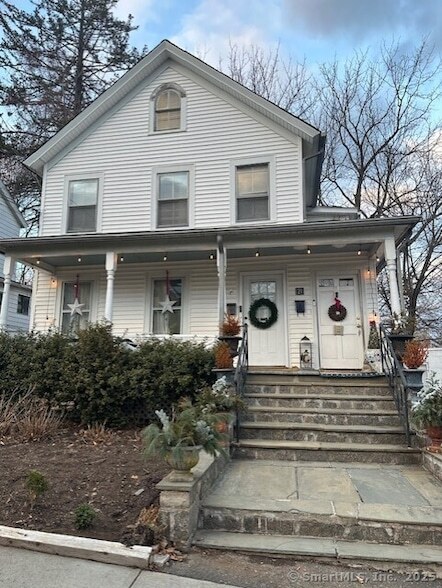 19 Lincoln St in Westport, CT - Foto de edificio