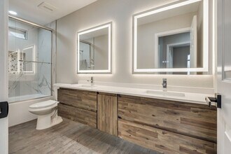 78 Magical Mystery Ln in Henderson, NV - Building Photo - Building Photo