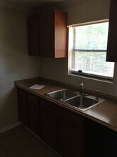 3862 Shane Ct in Ellenwood, GA - Building Photo - Building Photo