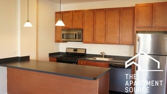 2840 N Albany Ave, Unit 2A in Chicago, IL - Building Photo