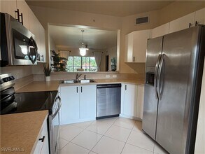 7839 Regal Heron Cir in Naples, FL - Building Photo - Building Photo