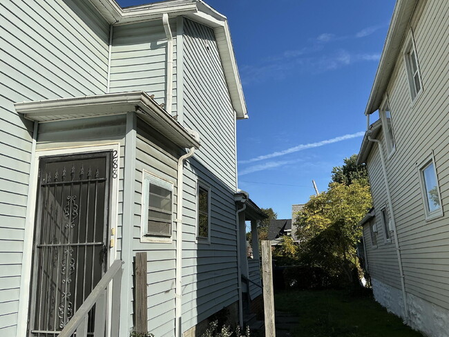 property at 288 Fernwood Ave