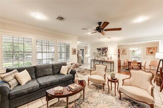2602 Briarbrook Dr in Houston, TX - Building Photo - Building Photo