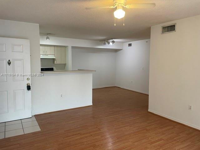 720 SW 111th Ave, Unit 103 in Pembroke Pines, FL - Building Photo - Building Photo