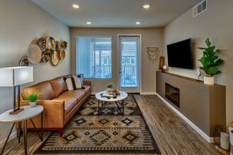 Carson Hills Apartments in Carson City, NV - Foto de edificio - Building Photo