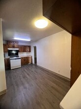 638 N O St in Tulare, CA - Building Photo - Building Photo