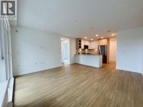 723 Grover Ave in Coquitlam, BC - Building Photo - Building Photo