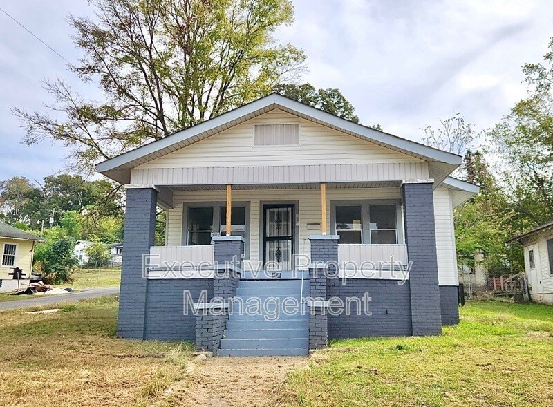 1521 27th St W in Birmingham, AL - Building Photo