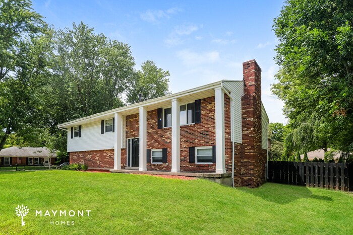 9715 Stagecoach Dr S in Dayton, OH - Building Photo
