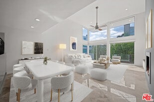 29 Yawl St in Los Angeles, CA - Building Photo