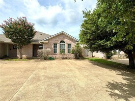 2330 Trace Meadows in College Station, TX - Building Photo