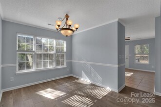 6340 S Bend Ln in Charlotte, NC - Building Photo - Building Photo
