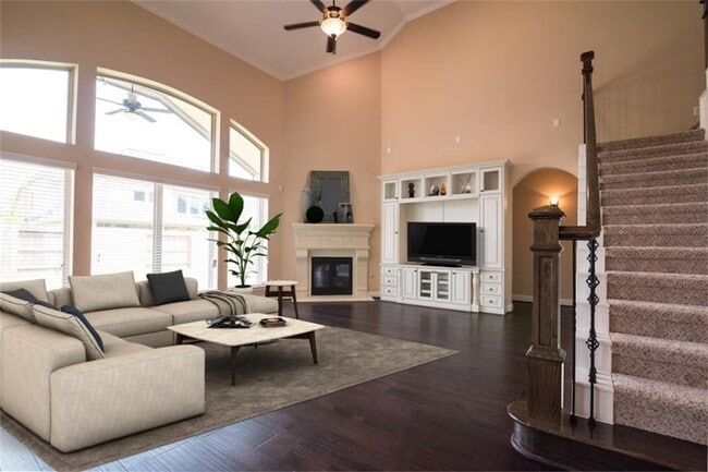 property at 27614 Isabella Mdw Wy