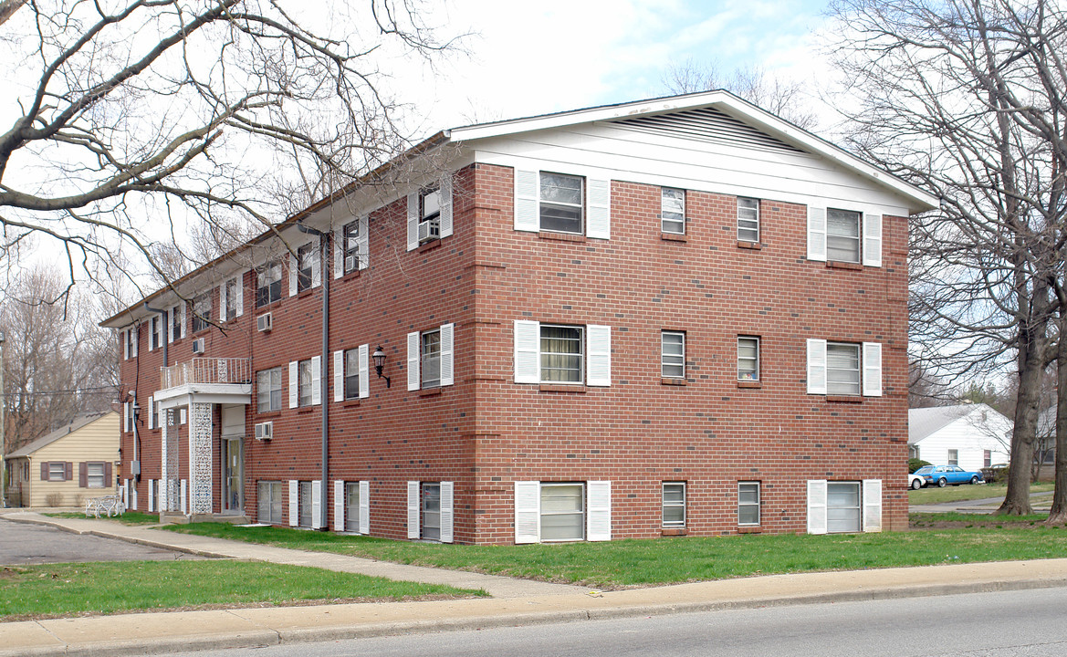 5910 Carrollton Ave in Indianapolis, IN - Building Photo