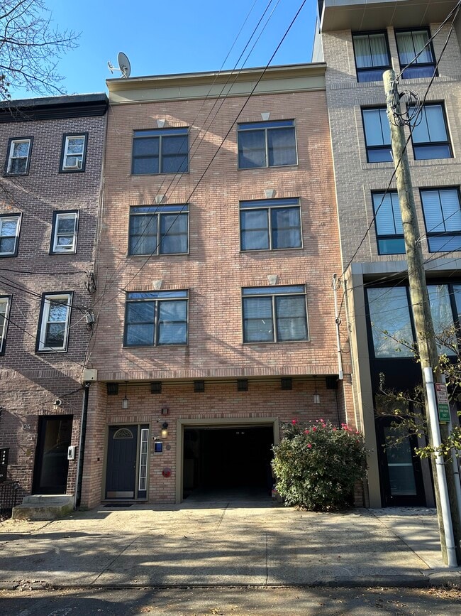 106 Jefferson St, Unit #2 in Hoboken, NJ - Building Photo - Building Photo